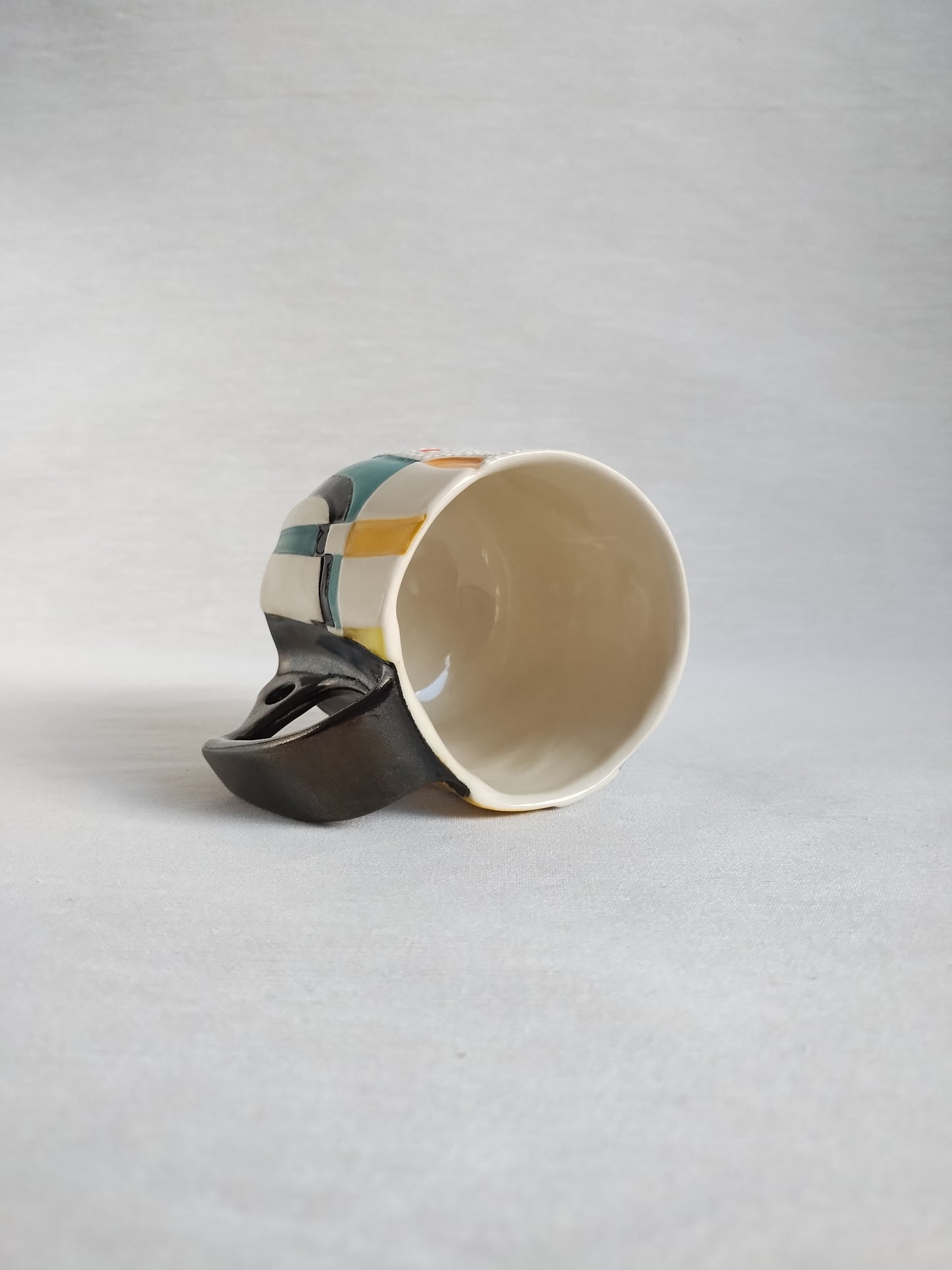 "Black mirrors & 5D chess" mug, 10 oz