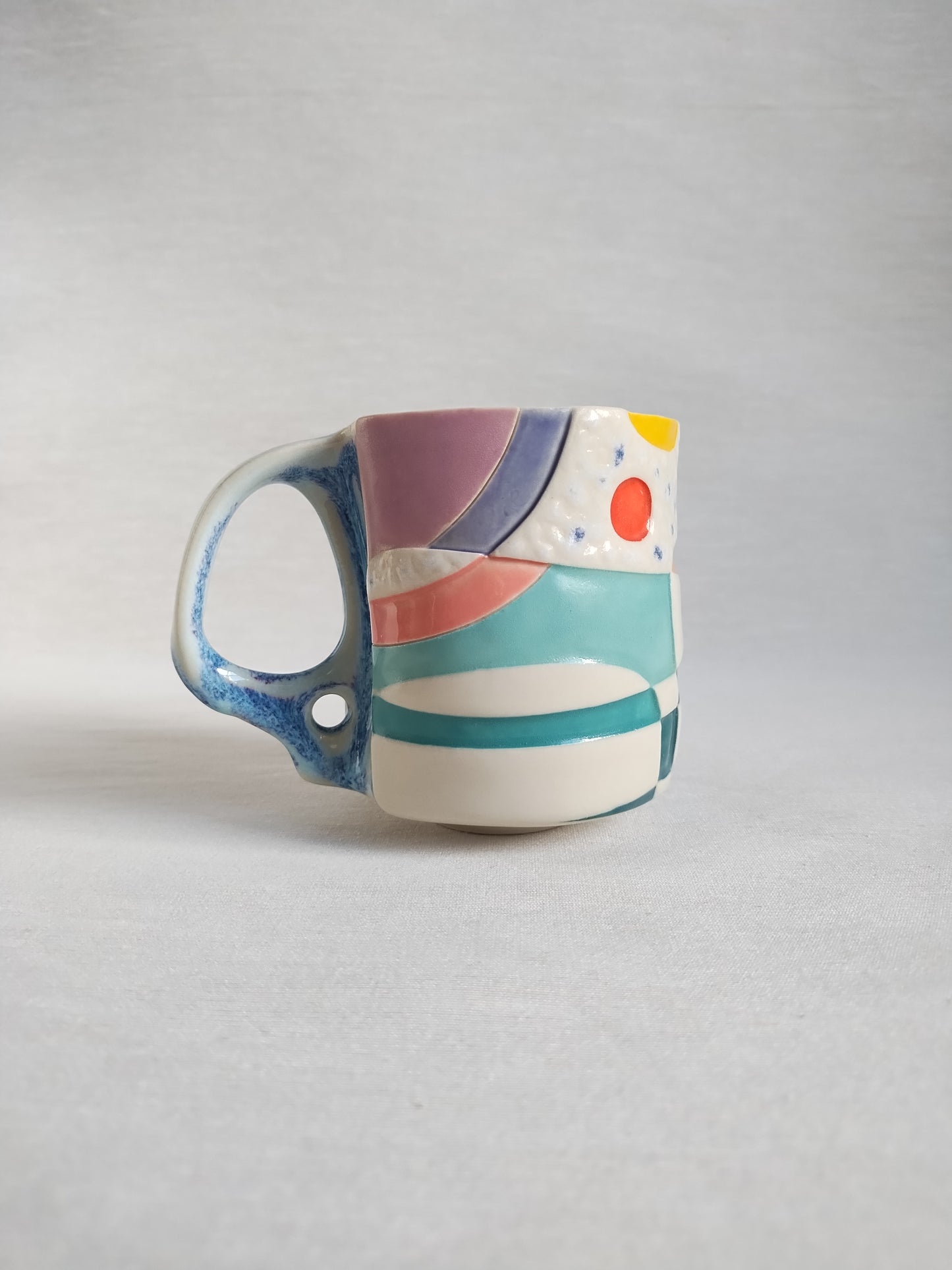 "5D Chess: Sunrise-Sunset" mug (second), 10 oz