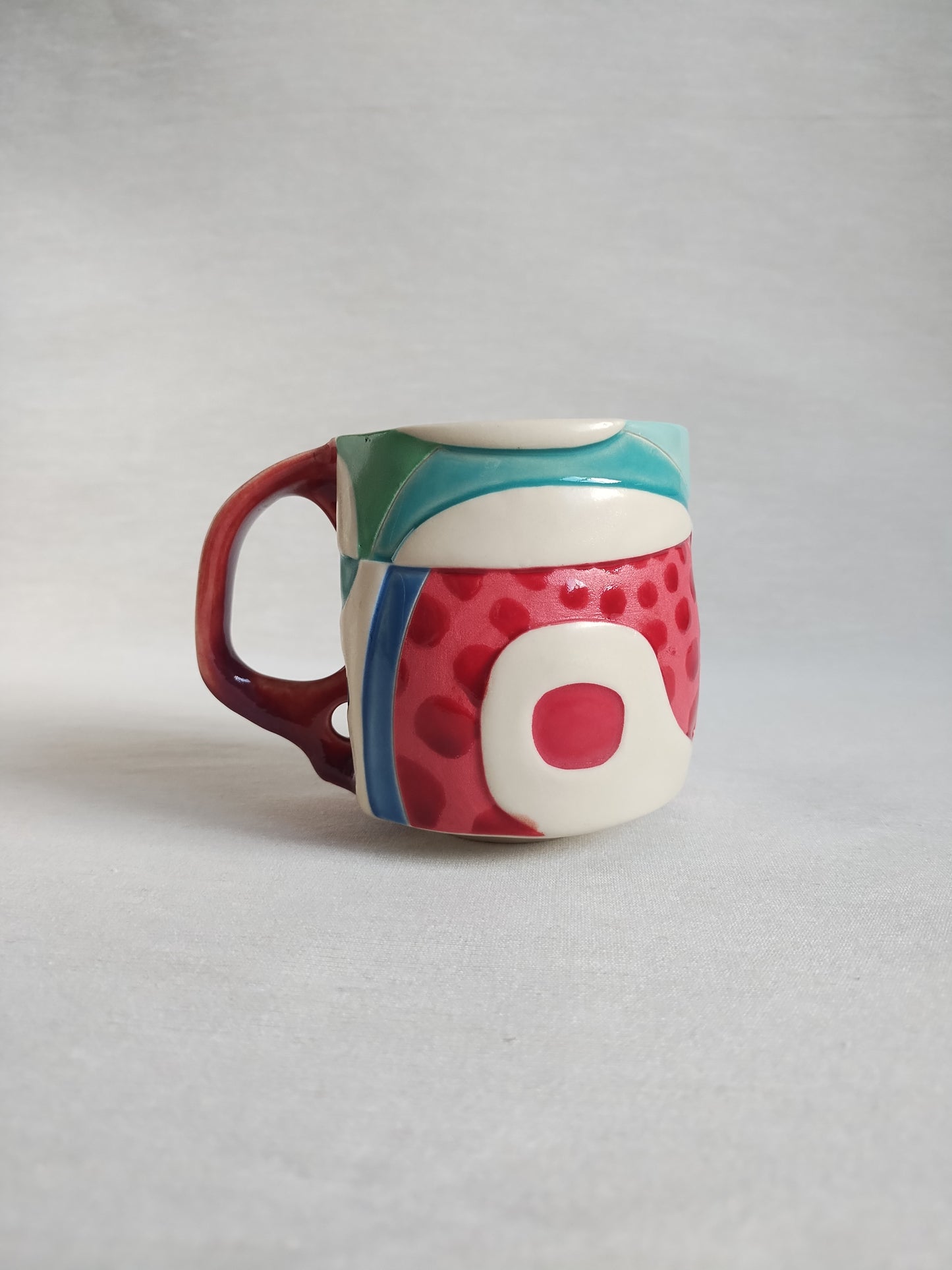 "5D chess and signals in blood" mug, 10 oz
