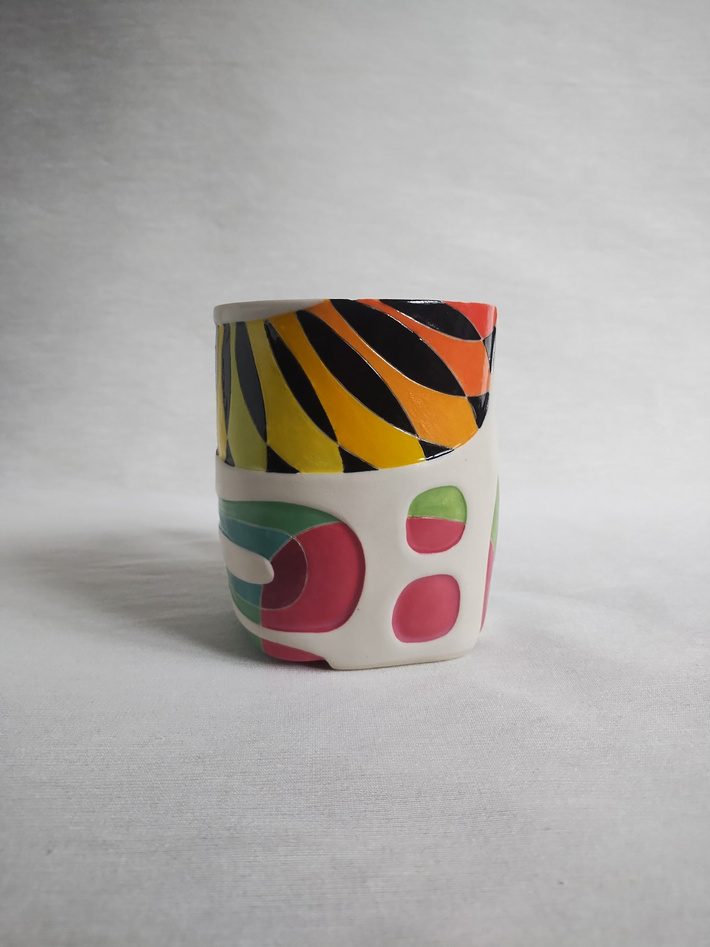 "Rainbow harlequin", fancy butt mug, 16 oz