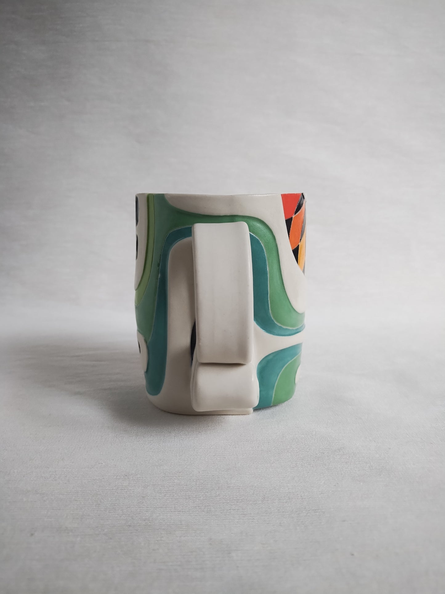 "Rainbow harlequin", fancy butt mug, 16 oz