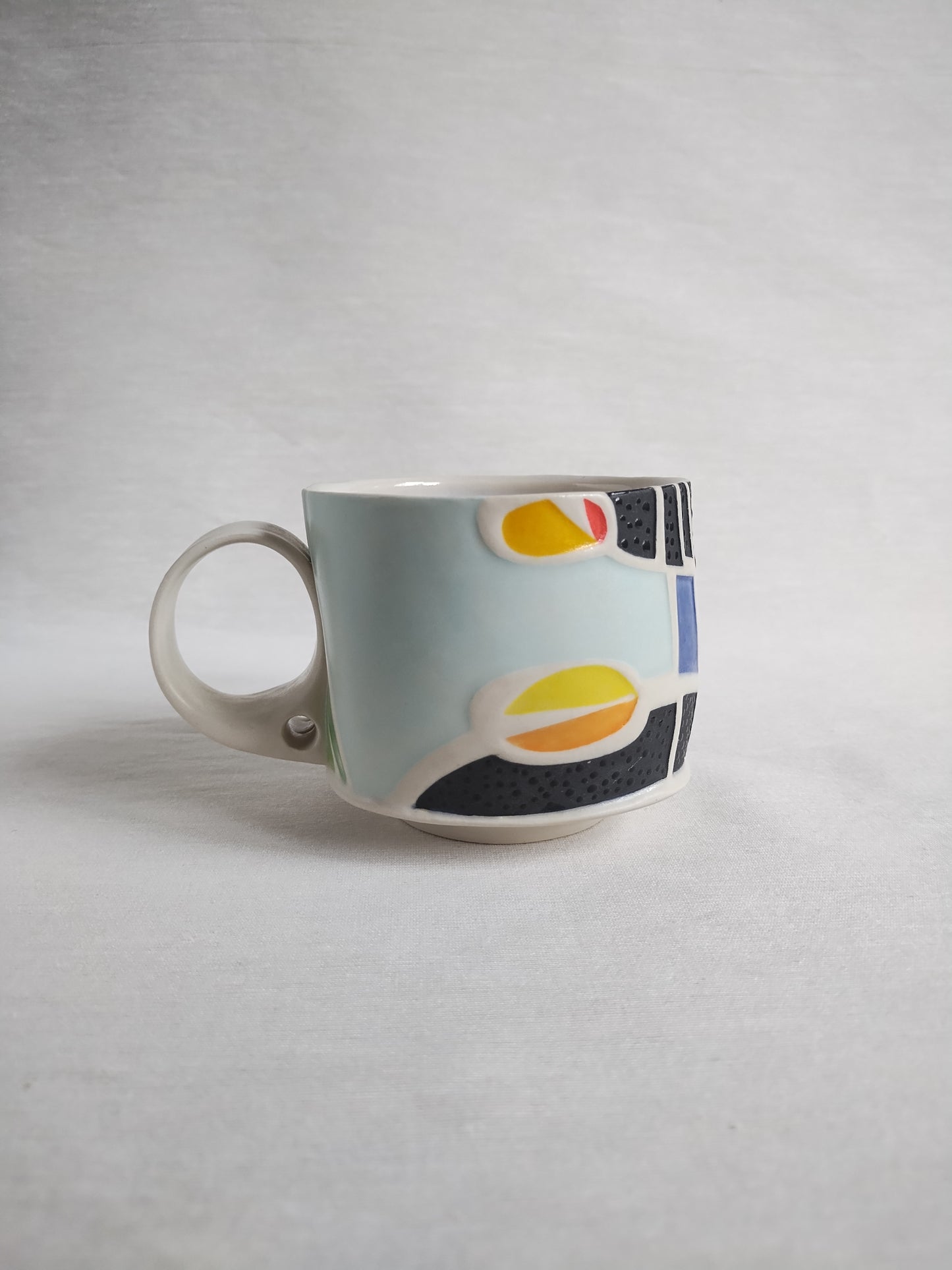 "Is it cold in here?" teacup, 11oz