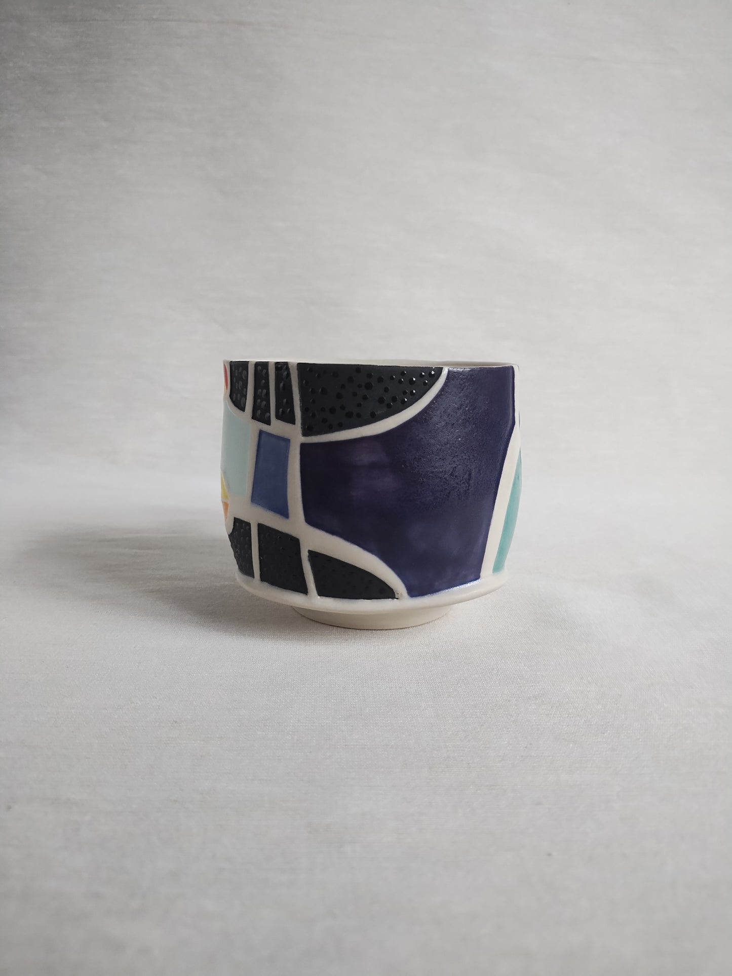 "Is it cold in here?" teacup, 11oz