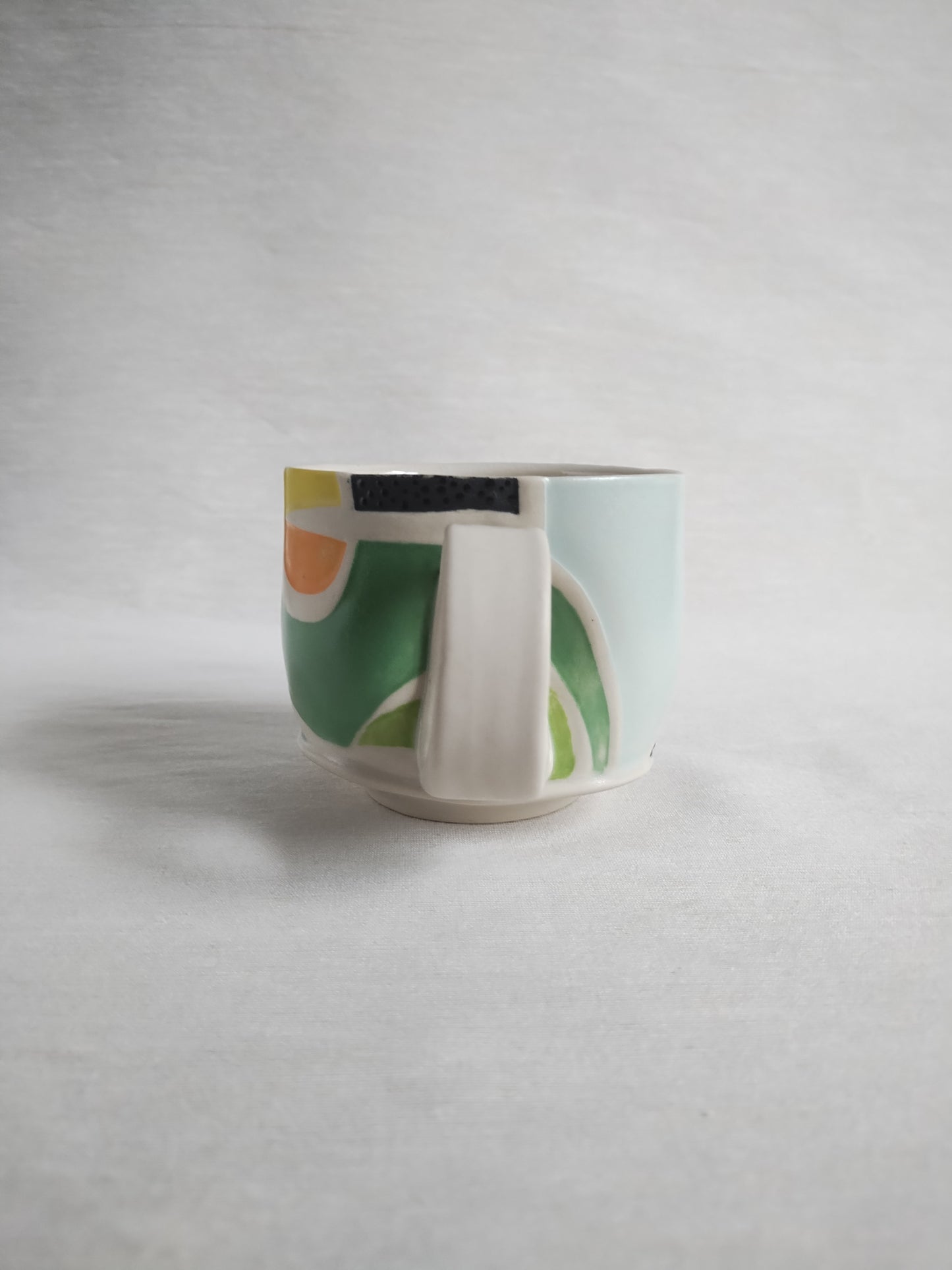 "Is it cold in here?" teacup, 11oz