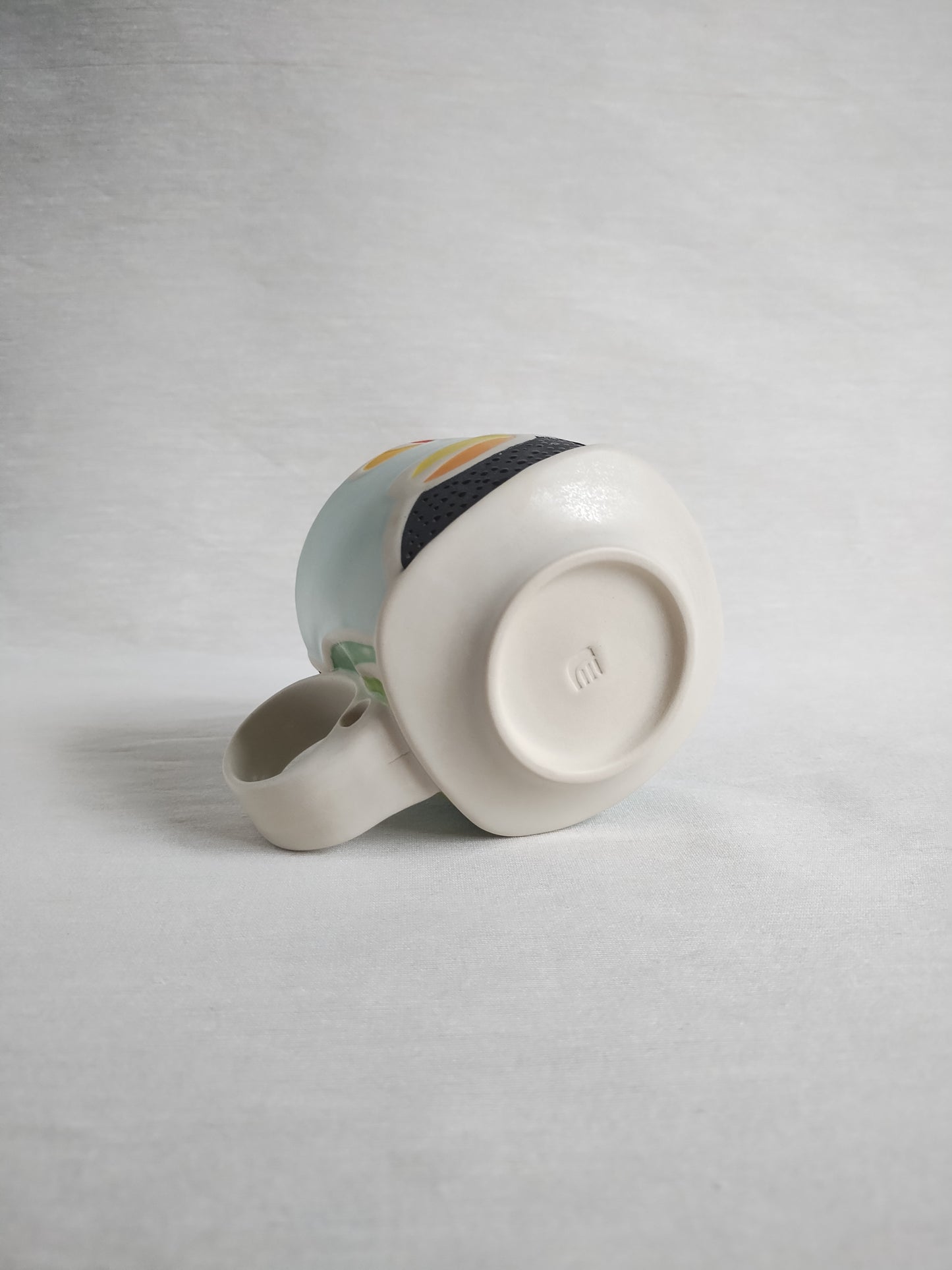 "Is it cold in here?" teacup, 11oz