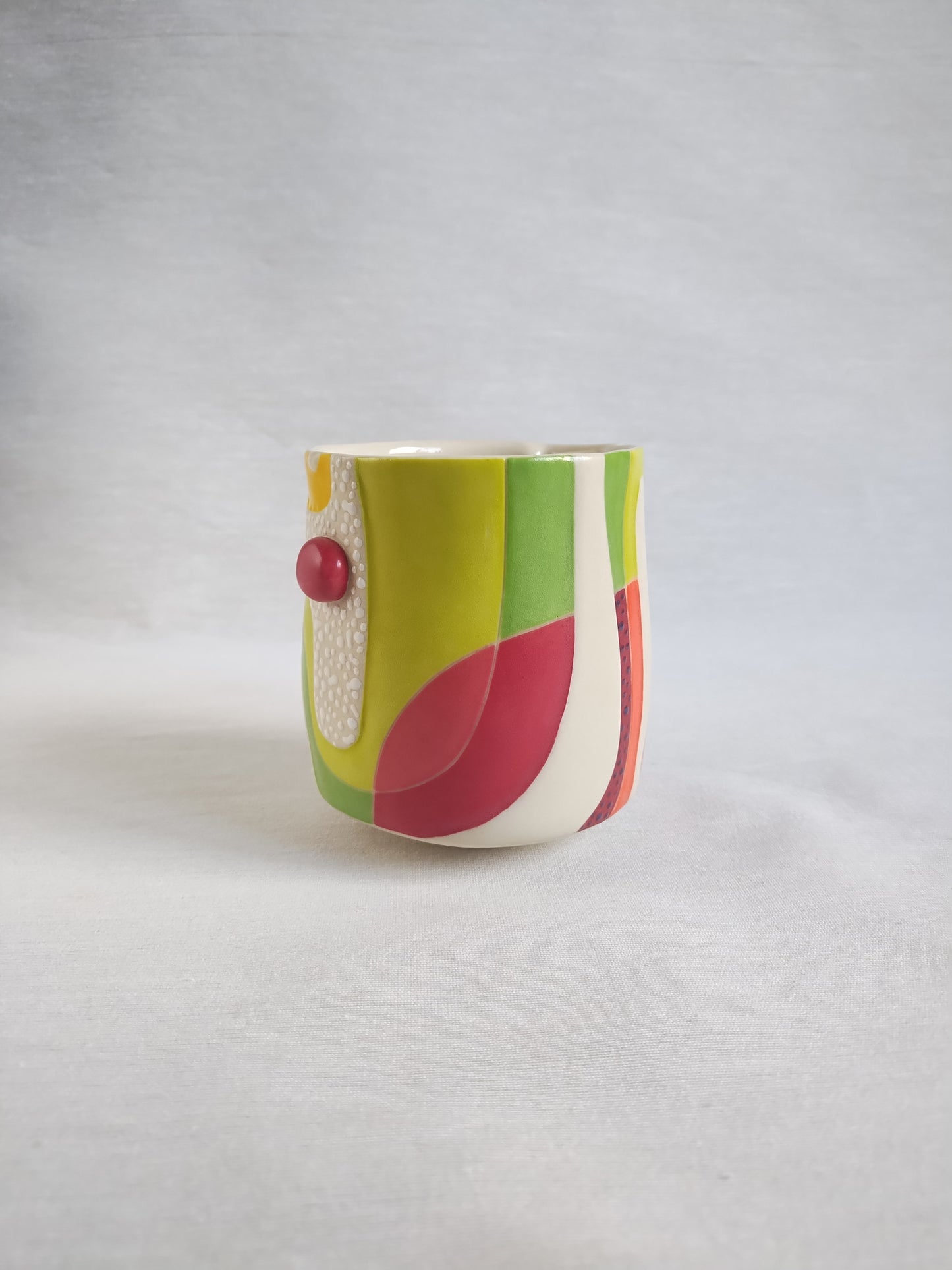 "Snow on the flowers" (second) yunomi (tea cup), 10 oz